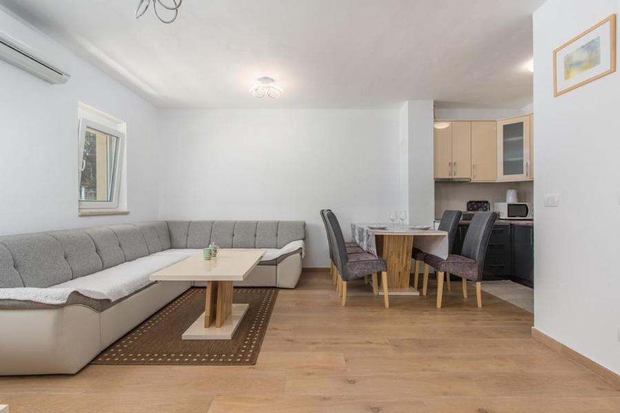 Irma Apartment Dajla Eksteriør billede